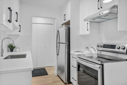 111 6931 Cooney Road, Richmond, BC, Richmond — Apartment/Condo for sale