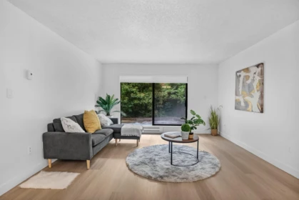 111 6931 Cooney Road, Richmond, BC, Richmond — Apartment/Condo for sale