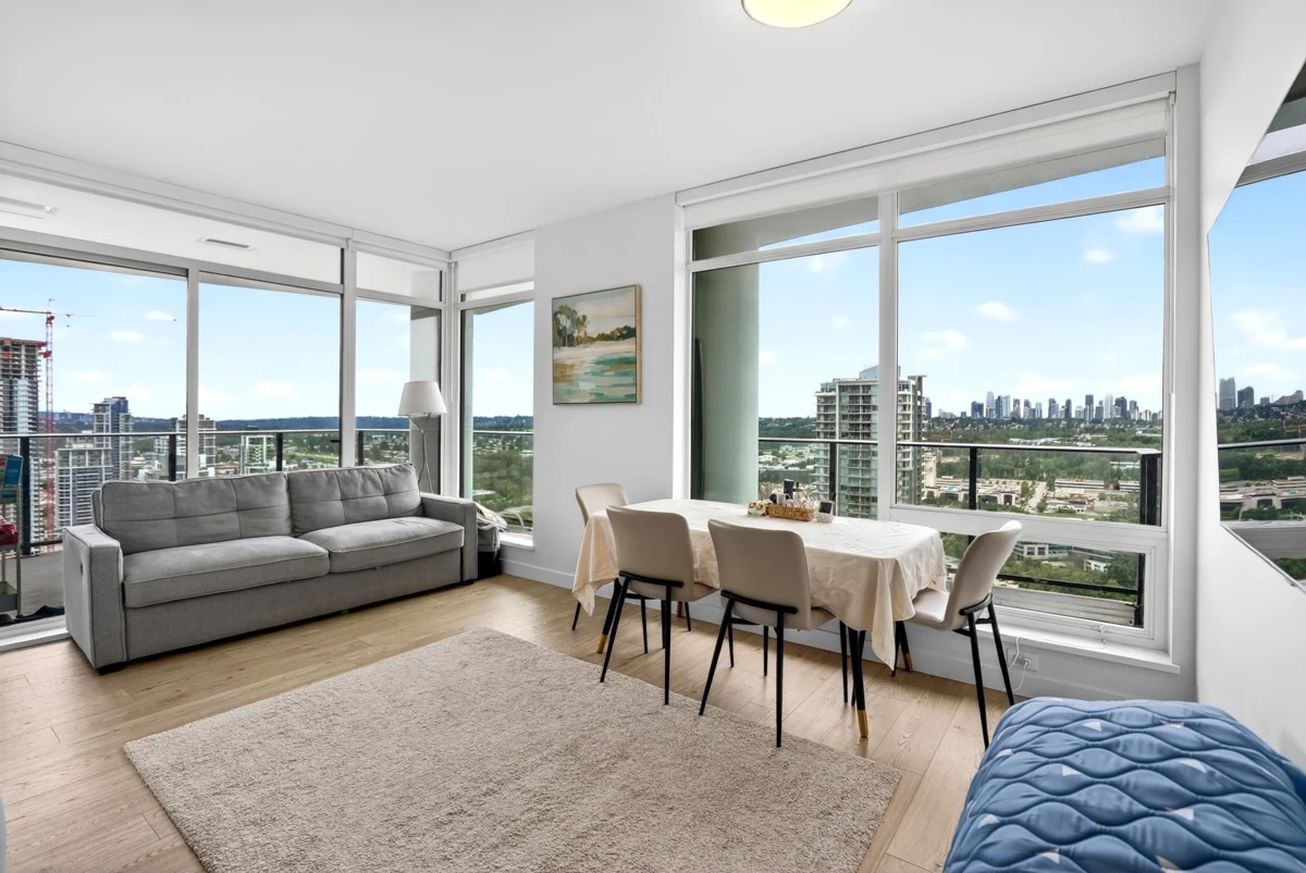 Family Room Photo of 3408 2181 Madison Avenue, Burnaby, BC