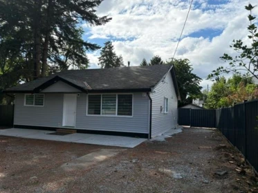Swimming Pool Photo of 20309 Lorne Avenue, Maple Ridge, BC