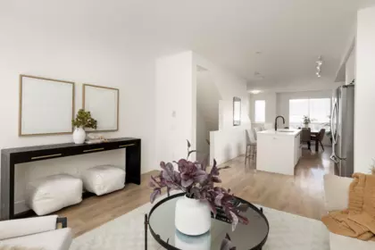 38001 Helm Way, Squamish, BC, Squamish — Townhouse for sale