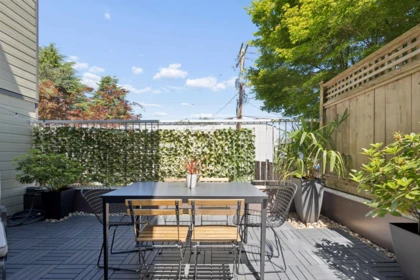Front Yard Photo of 105 507 E 6th Avenue, Vancouver, BC