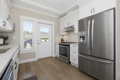 Kitchen Photo of 8640 Machell Street, Mission, BC