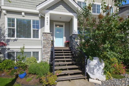8640 Machell Street, Mission, BC, Mission — Row House (Non-Strata) for sale