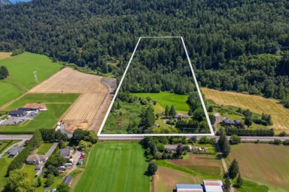 3510 Hot Springs Road, Agassiz, BC, Agassiz — Single Family Residence for sale