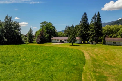 Outdoor Patio Photo of 3510 Hot Springs Road, Agassiz, BC