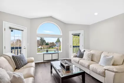 Breakfast Nook Photo of 12440 Ansell Street, Maple Ridge, BC