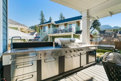 Swimming Pool Photo of 44659 Anglers Boulevard, Chilliwack, BC