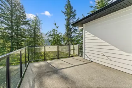 Staircase Photo of 5578 Crimson Ridge, Chilliwack, BC