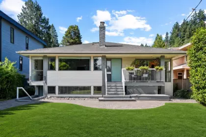 6422 Douglas Street, West Vancouver, BC, West Vancouver — Single Family Residence for sale