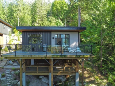 5792 Tillicum Bay Road, Sechelt, BC, Sechelt — Single Family Residence for sale