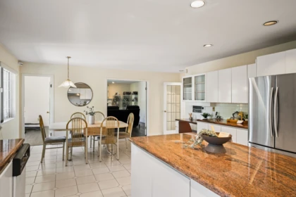 Breakfast Nook Photo of 455 W 26th Avenue, Vancouver, BC