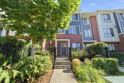Backyard Photo of 62 11556 72a Avenue, Delta, BC
