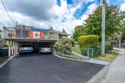 Swimming Pool Photo of 324 Churchill Avenue, New Westminster, BC