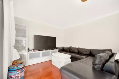 Powder Room Photo of 8960 157 Street, Surrey, BC