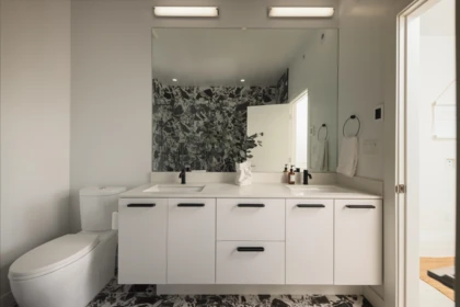 Laundry Room Photo of 49 3597 Malsum Drive, North Vancouver, BC