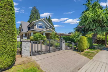 2213 Jefferson Avenue, West Vancouver, BC, West Vancouver — Single Family Residence for sale