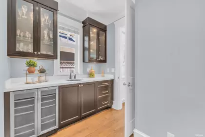 Guest Bathroom Photo of 2213 Jefferson Avenue, West Vancouver, BC