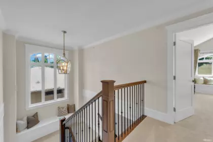 Mudroom Photo of 2213 Jefferson Avenue, West Vancouver, BC