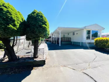 Outdoor Patio Photo of 237 27111 Avenue, Langley, BC