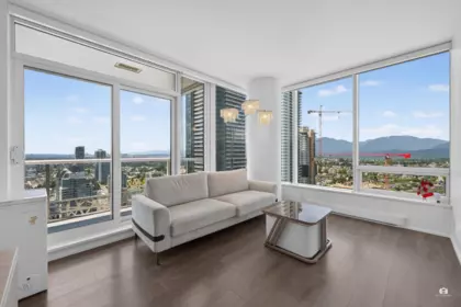 3709 1955 Alpha Way, Burnaby, BC, Burnaby — Apartment/Condo for sale
