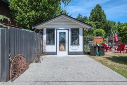 Front Yard Photo of 4664 Sunshine Coast Highway, Sechelt, BC