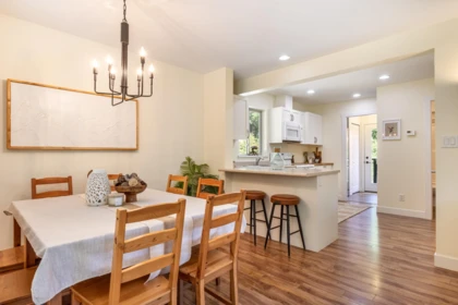 Kitchen Photo of 5823 Leaning Tree Road, Halfmoon Bay, BC