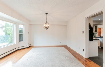Kitchen Photo of 7660 Goldstream Drive, Richmond, BC
