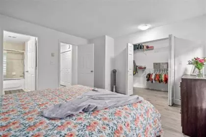 Primary Bathroom Photo of 40 12738 66 Avenue, Surrey, BC