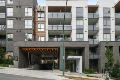 209 19577 65b Street, Surrey, BC, Surrey — Apartment/Condo for sale