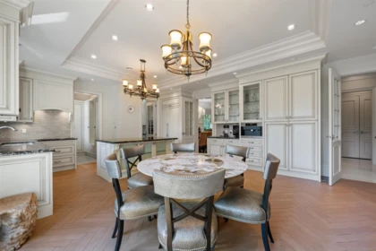 Breakfast Nook Photo of 1268 W 40th Avenue, Vancouver, BC