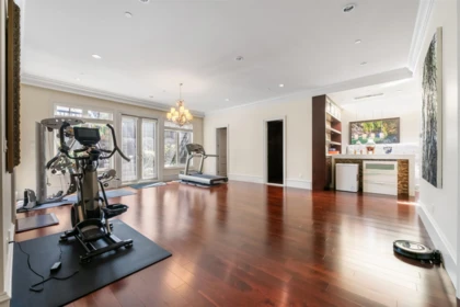 Hallway Photo of 1268 W 40th Avenue, Vancouver, BC