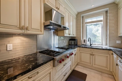Primary Bedroom Photo of 1268 W 40th Avenue, Vancouver, BC