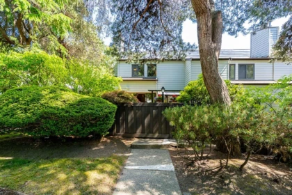 Swimming Pool Photo of 11 3350 Rosemont Drive, Vancouver, BC