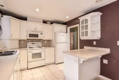 Kitchen Island Photo of 11805 N Cowley Drive, Delta, BC