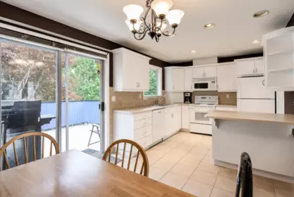 Kitchen Photo of 11805 N Cowley Drive, Delta, BC