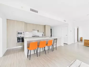 Kitchen Island Photo of 1601 6398 Silver Avenue, Burnaby, BC
