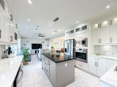 5626 Elizabeth Street, Vancouver, BC, Vancouver — Single Family Residence for sale