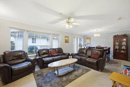 557 E 44th Avenue, Vancouver, BC, Vancouver — Half Duplex for sale