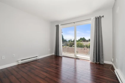 Guest Bathroom Photo of 401 46777 Yale Road, Chilliwack, BC