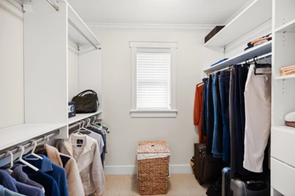 Hallway Photo of 3711 142nd Street, Surrey, BC