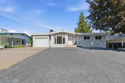 2326 Beaver Street, Abbotsford, BC, Abbotsford — Single Family Residence for sale