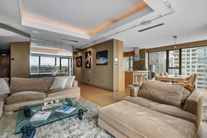 Breakfast Nook Photo of 2302 1000 Beach Avenue, Vancouver, BC