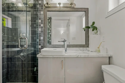 Laundry Room Photo of 26549 32 Avenue, Langley, BC