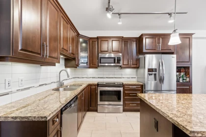 356 8258 207a Street, Langley, BC, Langley — Apartment/Condo for sale