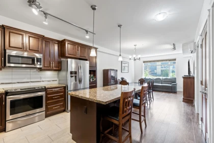 356 8258 207a Street, Langley, BC, Langley — Apartment/Condo for sale