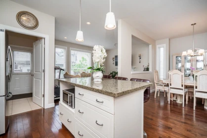 Kitchen Photo of 6781 193a Street, Surrey, BC