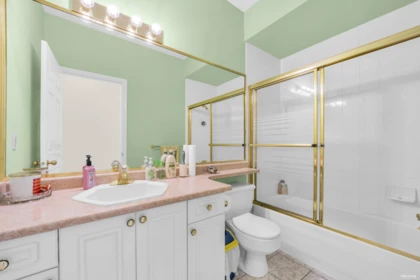 Laundry Room Photo of 10680 Mckessock Place, Richmond, BC