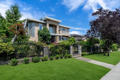 8155 15th Avenue, Burnaby, BC, Burnaby — Single Family Residence for sale