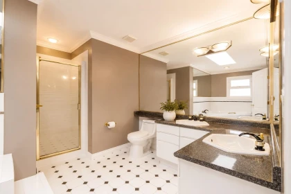 Guest Bathroom Photo of 8155 15th Avenue, Burnaby, BC